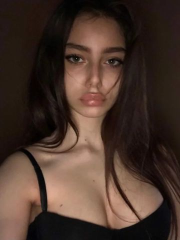 Проститутка Амелия